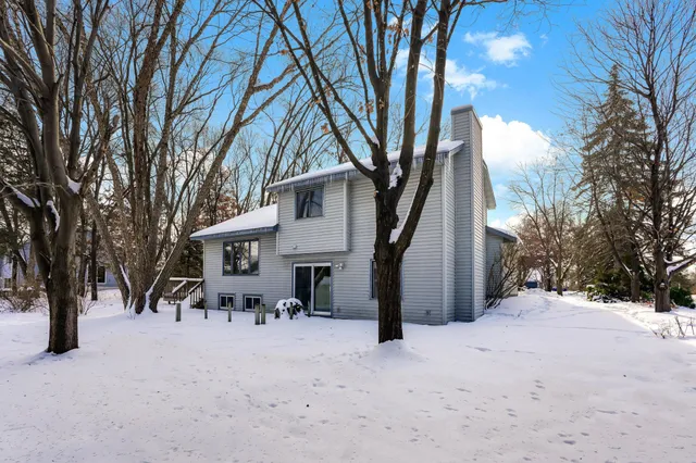 $350,000 | 342 74th Avenue North, Brooklyn Park, MN 55444