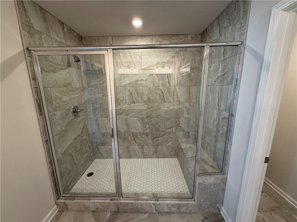5139 Longview Run Decatur, GA 30035 - Photo 15 of 16 a bathroom with a shower