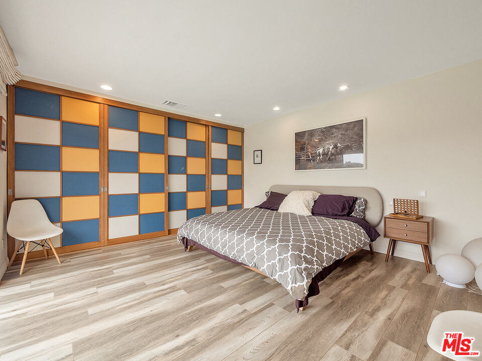 1000 Stradella Road Los Angeles, CA 90077 - Photo 20 of 38