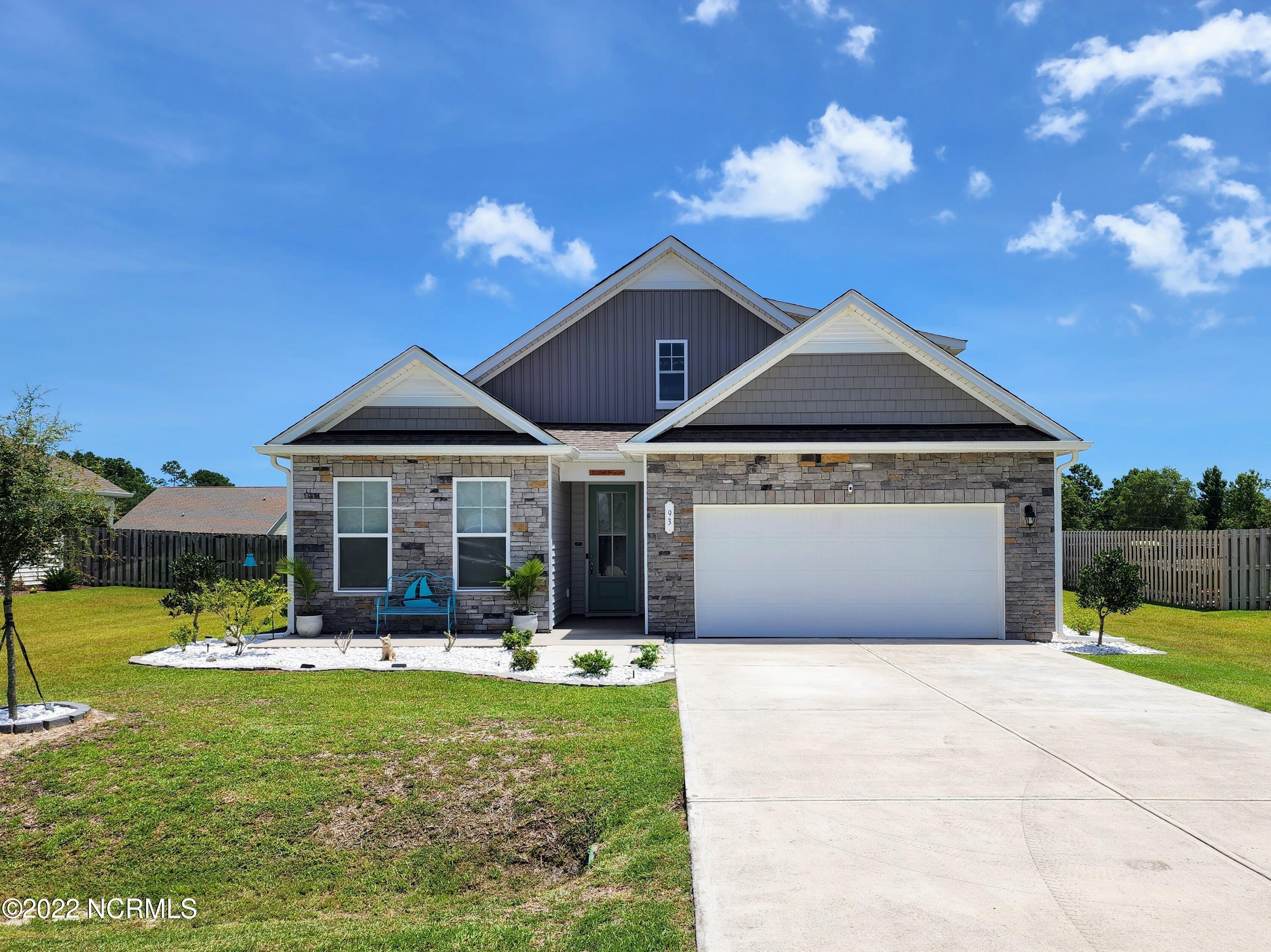 93 Rochester Street Hampstead, NC 28443 - Photo 1 of 87 20220726_134503~2