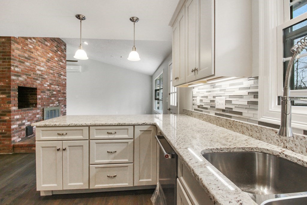 57 Kimball Road Methuen, MA 01844 - Photo 11 of 34 Gallery Image 11