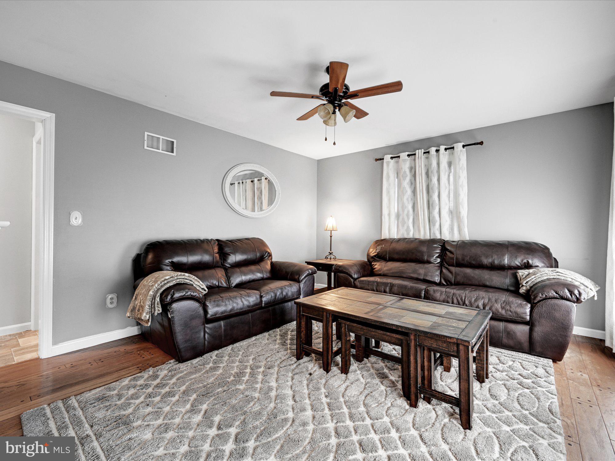 1030 White Oak Road Manheim, PA 17545 - Photo 9 of 53 Living room to the right side w ceiling fan