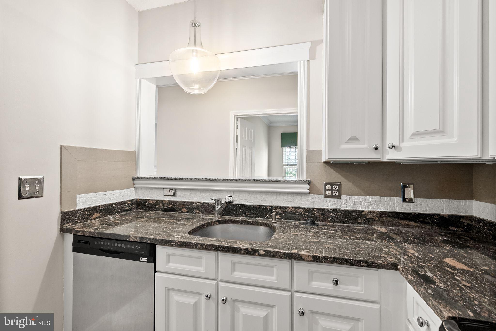 12012 Taliesin Place, Unit 26 Reston, VA 20190 - Photo 8 of 43 Gallery Image 8