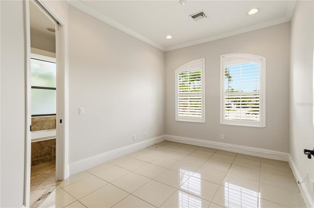 8057 Rio Bella Place University Park, FL 34201 - Photo 27 of 44