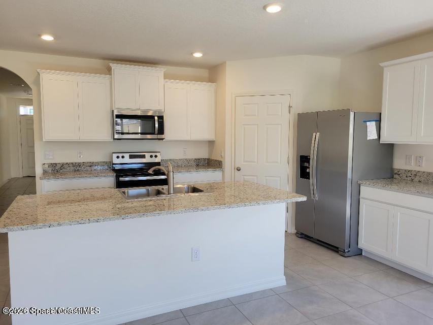 3440 Foggy Mist Road Southeast Palm Bay, FL 32909 - Photo 3 of 14 Kitchen