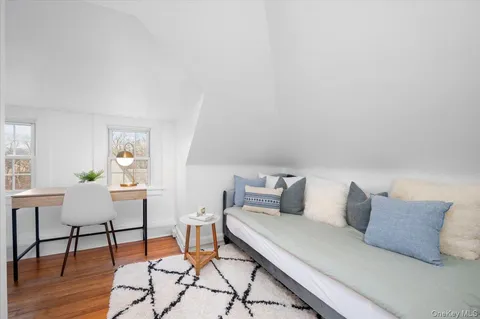 $2,499,000 | 115 Cliff Avenue, Pelham, NY 10803