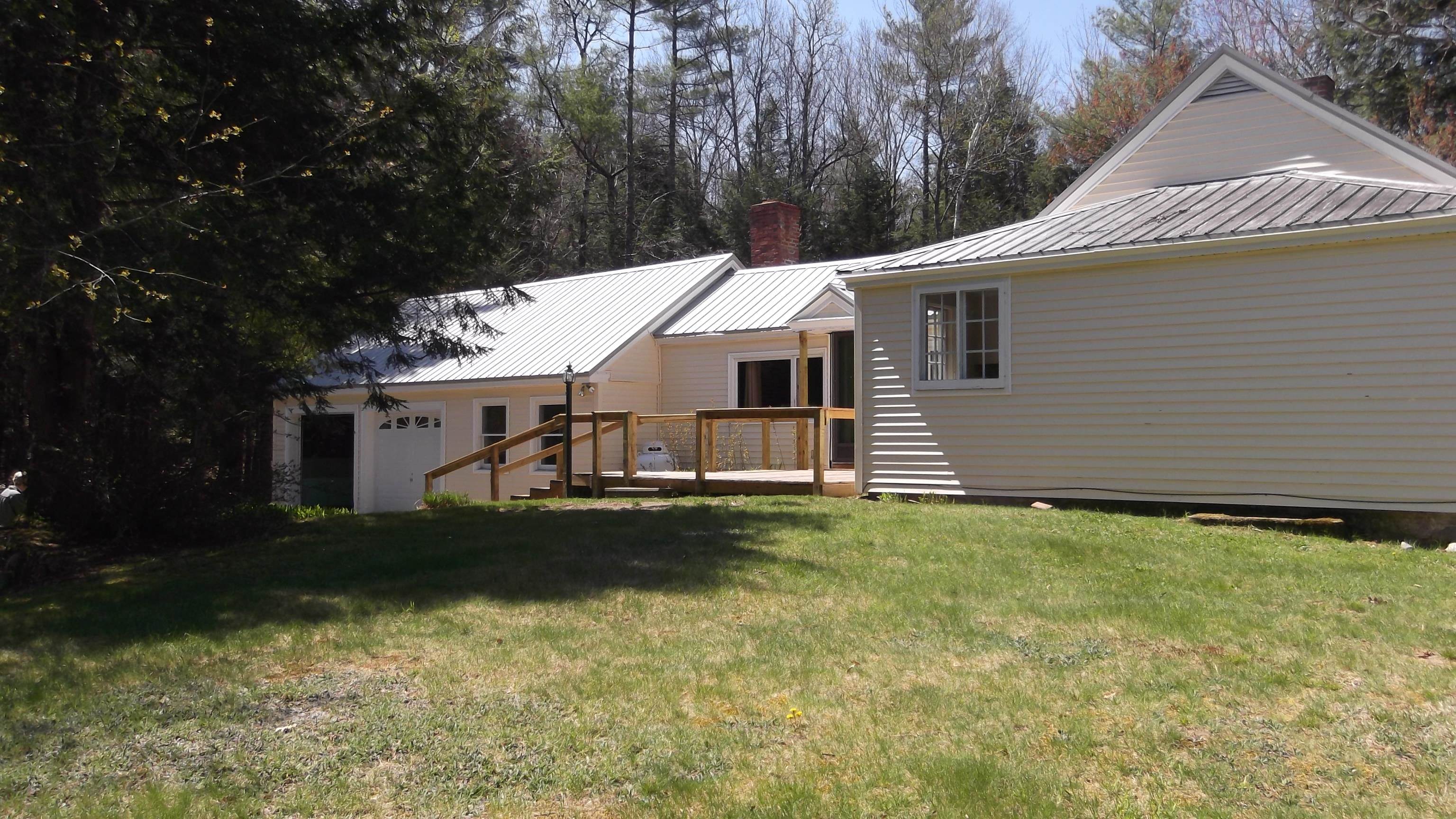 23 New Road Tuftonboro, NH 03816 - Photo 1 of 14 Gallery Image 1
