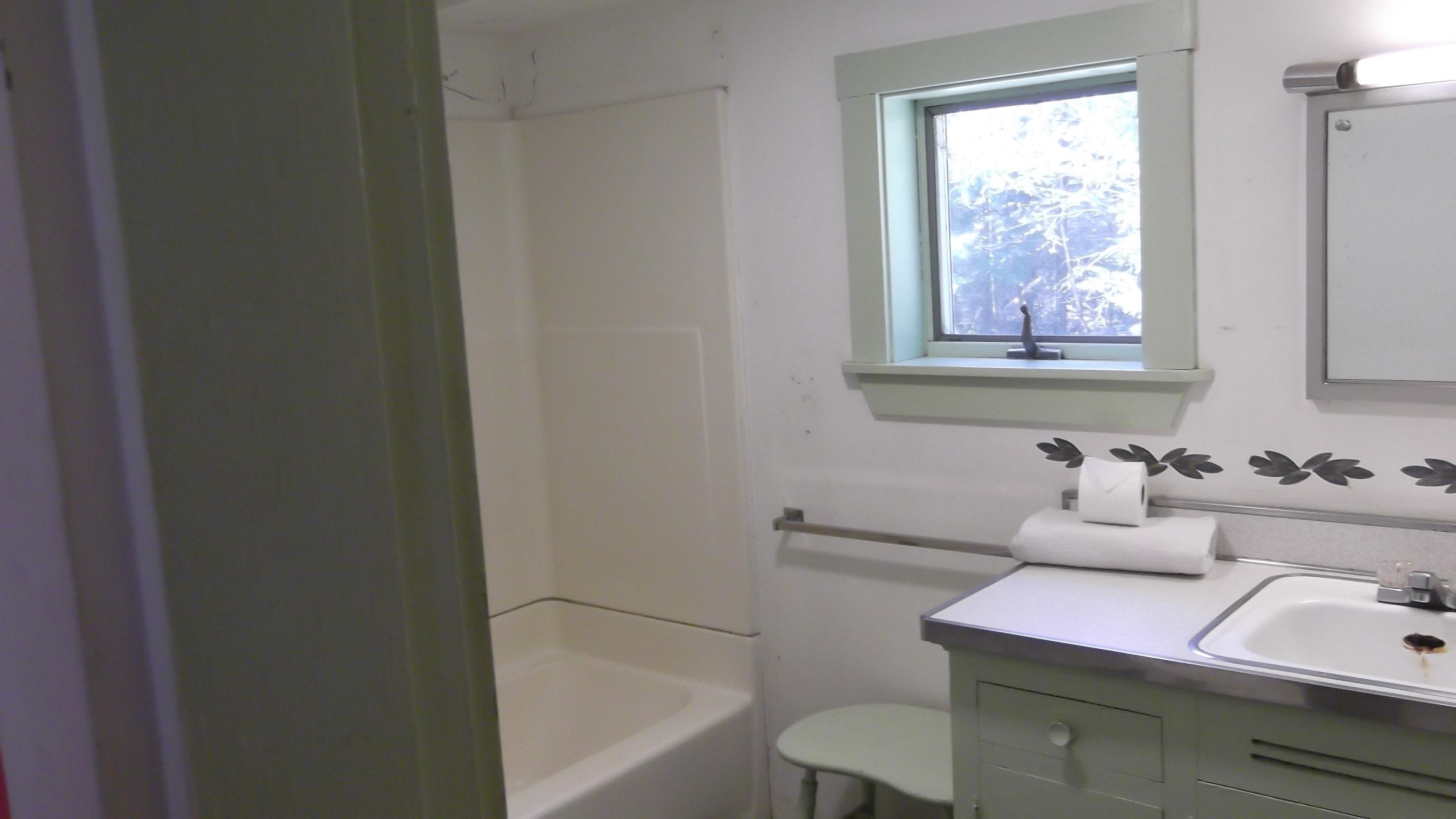 23 New Road Tuftonboro, NH 03816 - Photo 13 of 14 Gallery Image 13