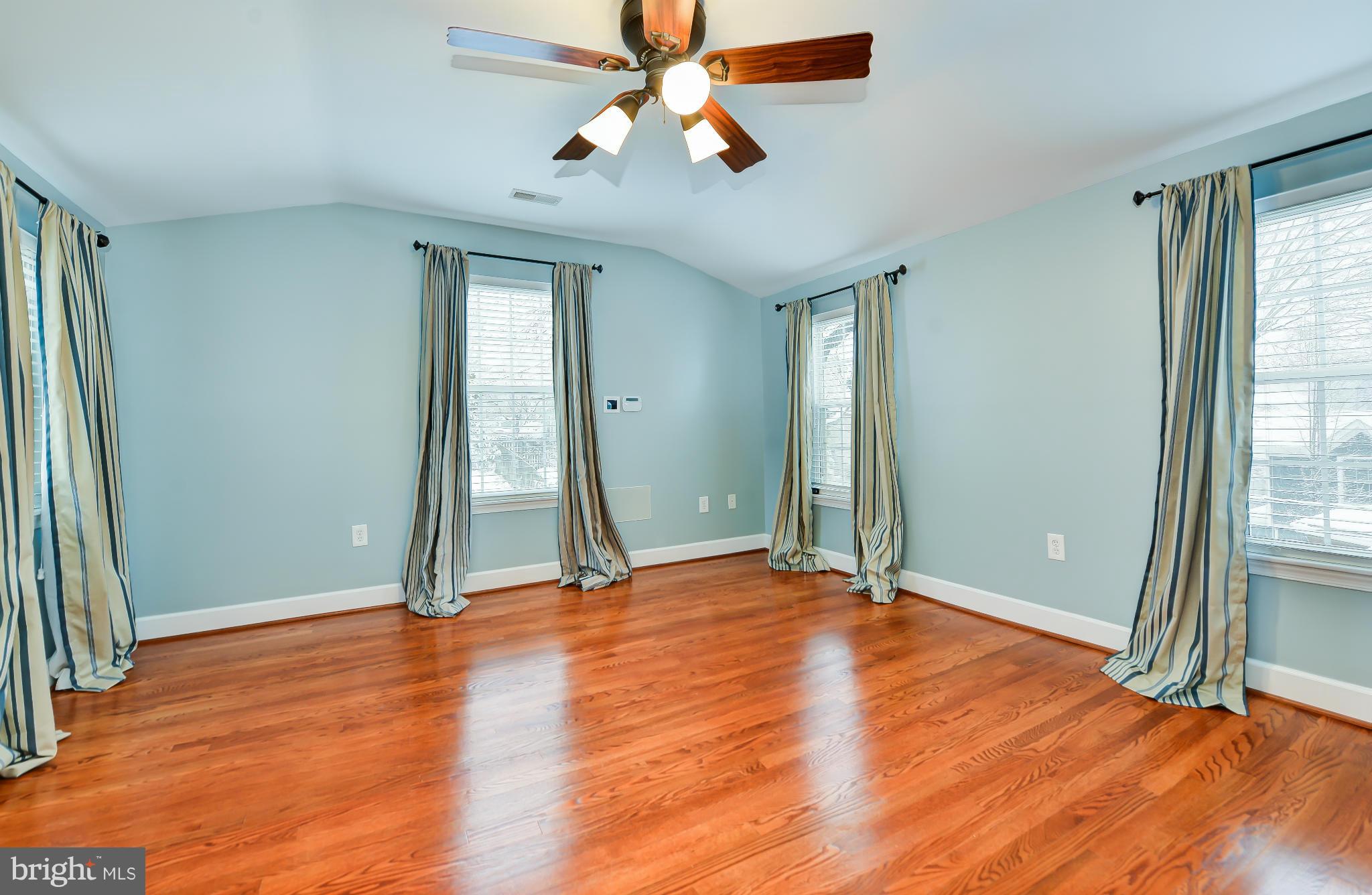 4419 19th Road North Arlington, VA 22207 - Photo 11 of 18 Bedroom (Master)