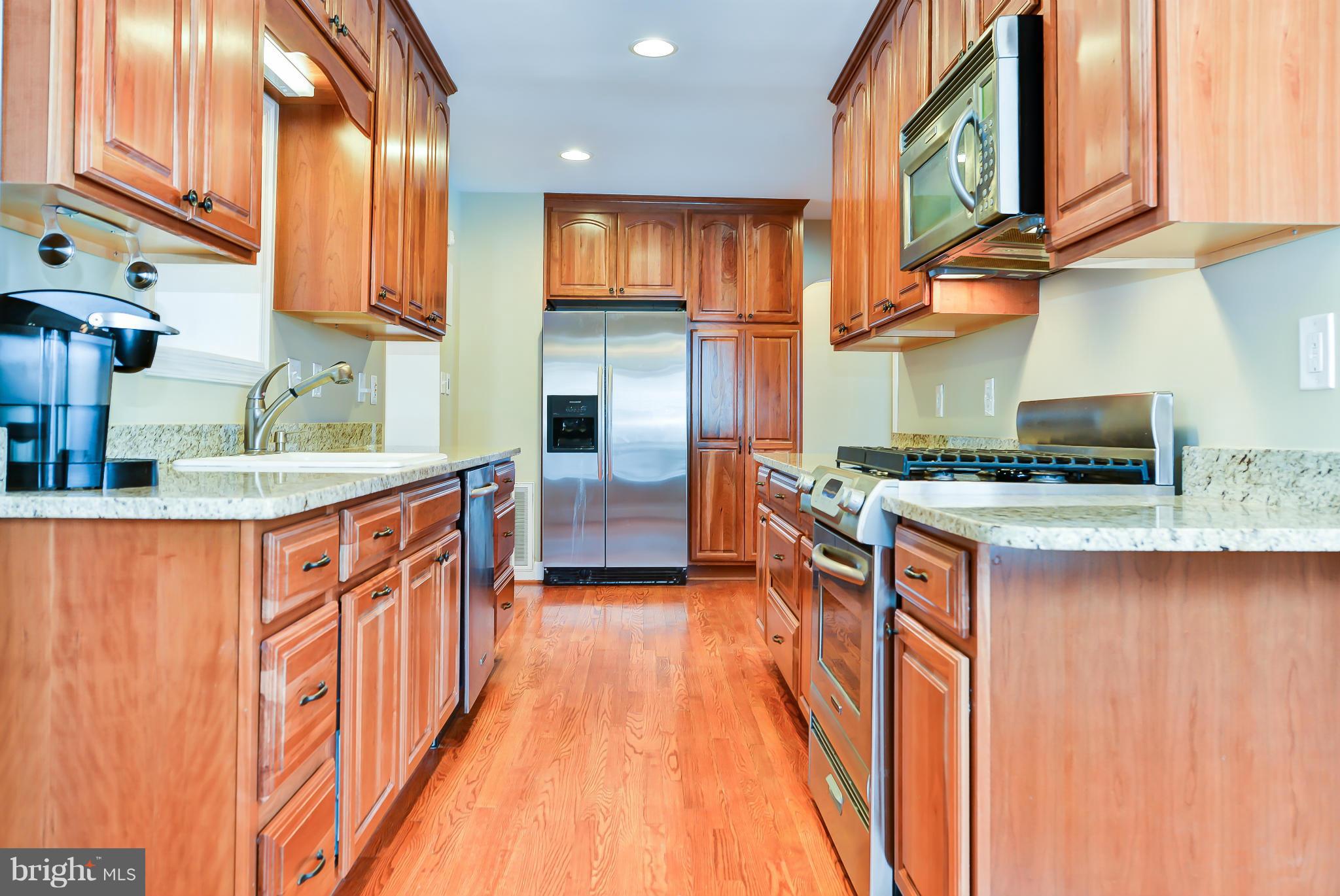 4419 19th Road North Arlington, VA 22207 - Photo 6 of 18 Kitchen