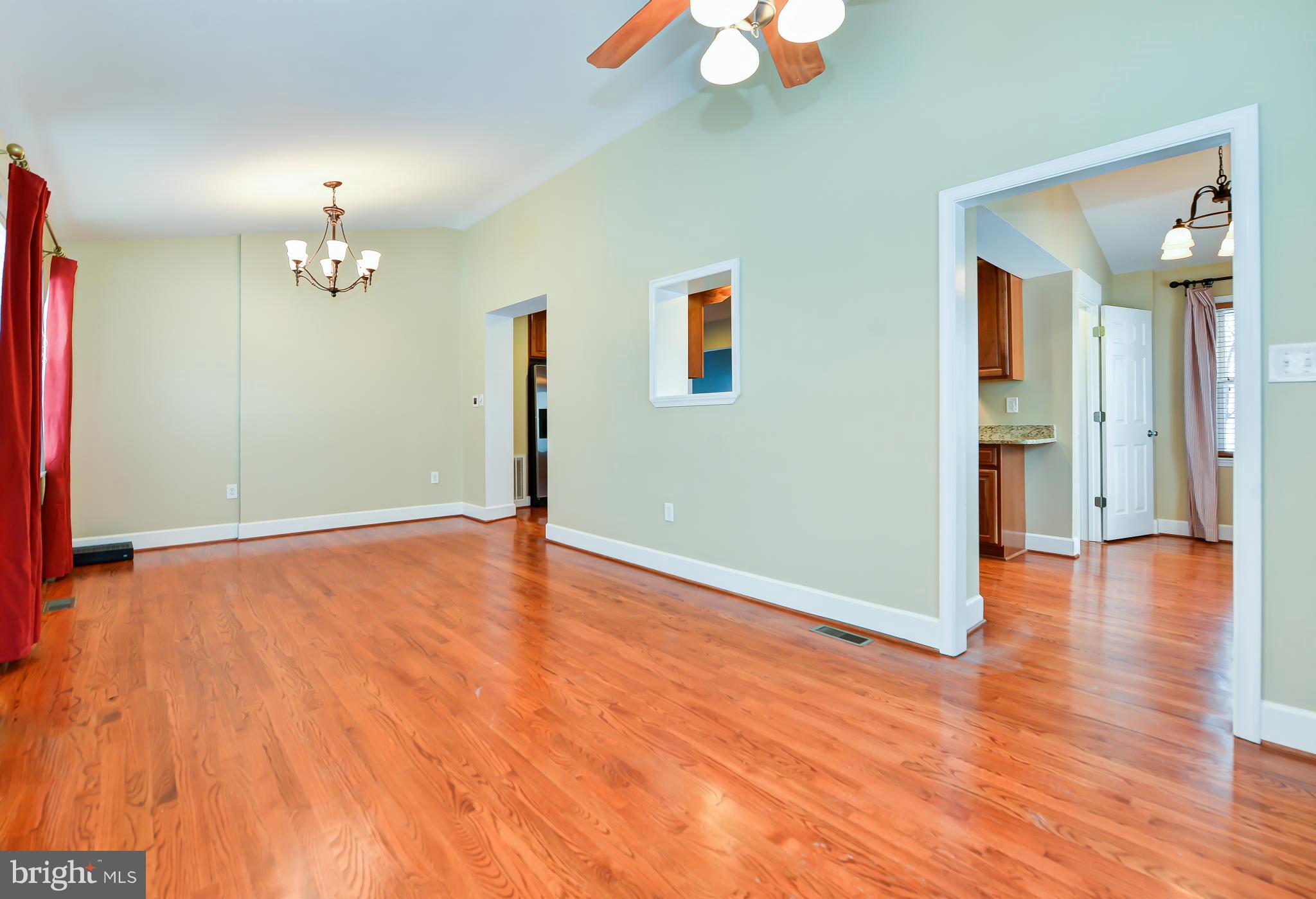 4419 19th Road North Arlington, VA 22207 - Photo 7 of 18 Family Room