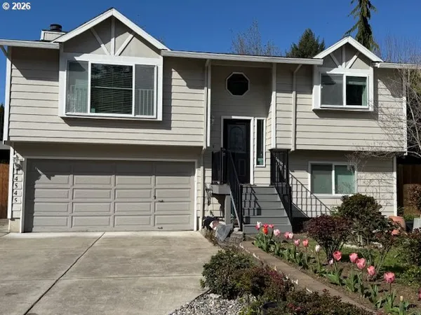 $499,900 | 14545 Southeast Center Street, Portland, OR 97236