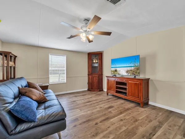 $1,700 | 8377 Segura Street, Navarre, FL 32566