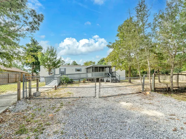 $1,700 | 8377 Segura Street, Navarre, FL 32566