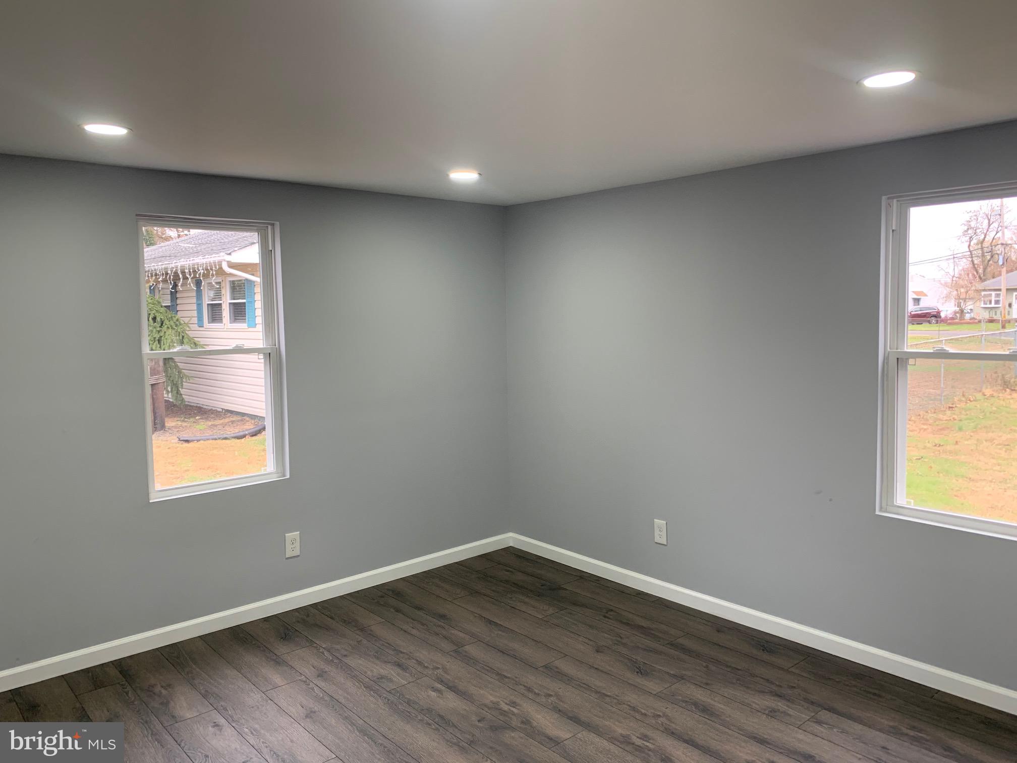 802 Newportville Road Croydon, PA 19021 - Photo 12 of 21