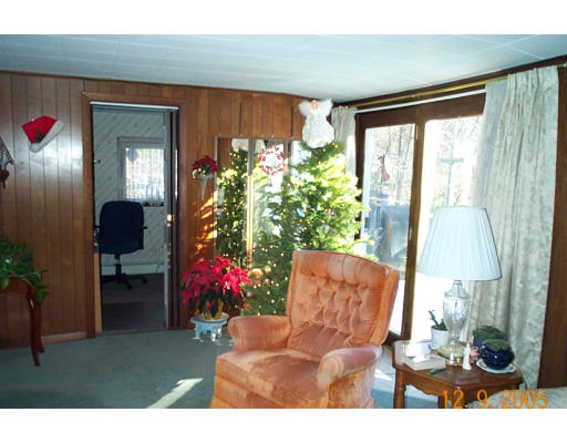 30 Roy Road Charlton, MA 01507 - Photo 4 of 7 Gallery Image 4