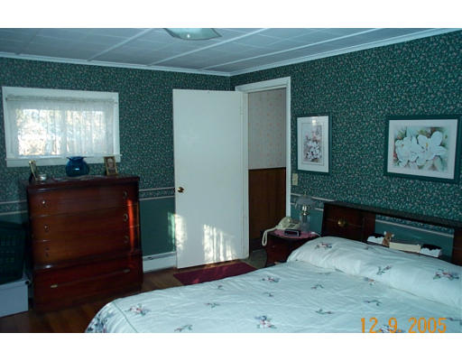 30 Roy Road Charlton, MA 01507 - Photo 6 of 7 Gallery Image 6