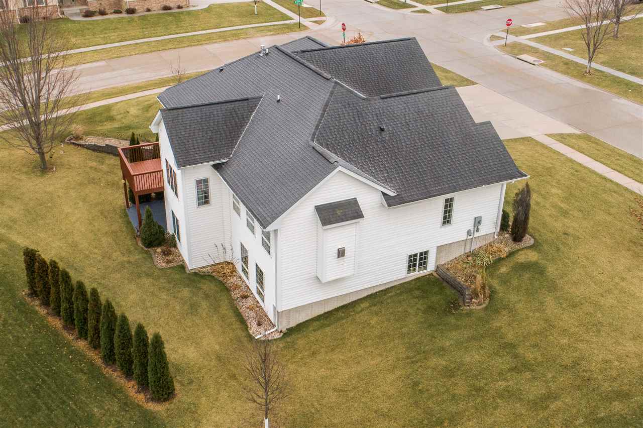 402 Prairie View Circle Fairfax, IA 52228 - Photo 7 of 49 Gallery Image 7