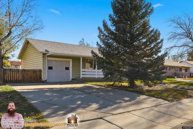 $239,000 | 409 North Sun Drive, Casper, WY 82609