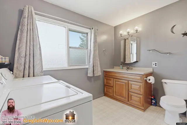 $239,000 | 409 North Sun Drive, Casper, WY 82609