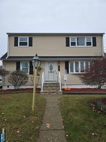 $2,000 | 18 Donna Drive, Unit 2, Wood-Ridge, NJ 07075