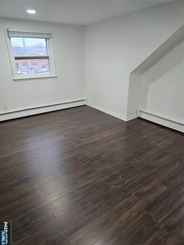 $2,000 | 18 Donna Drive, Unit 2, Wood-Ridge, NJ 07075