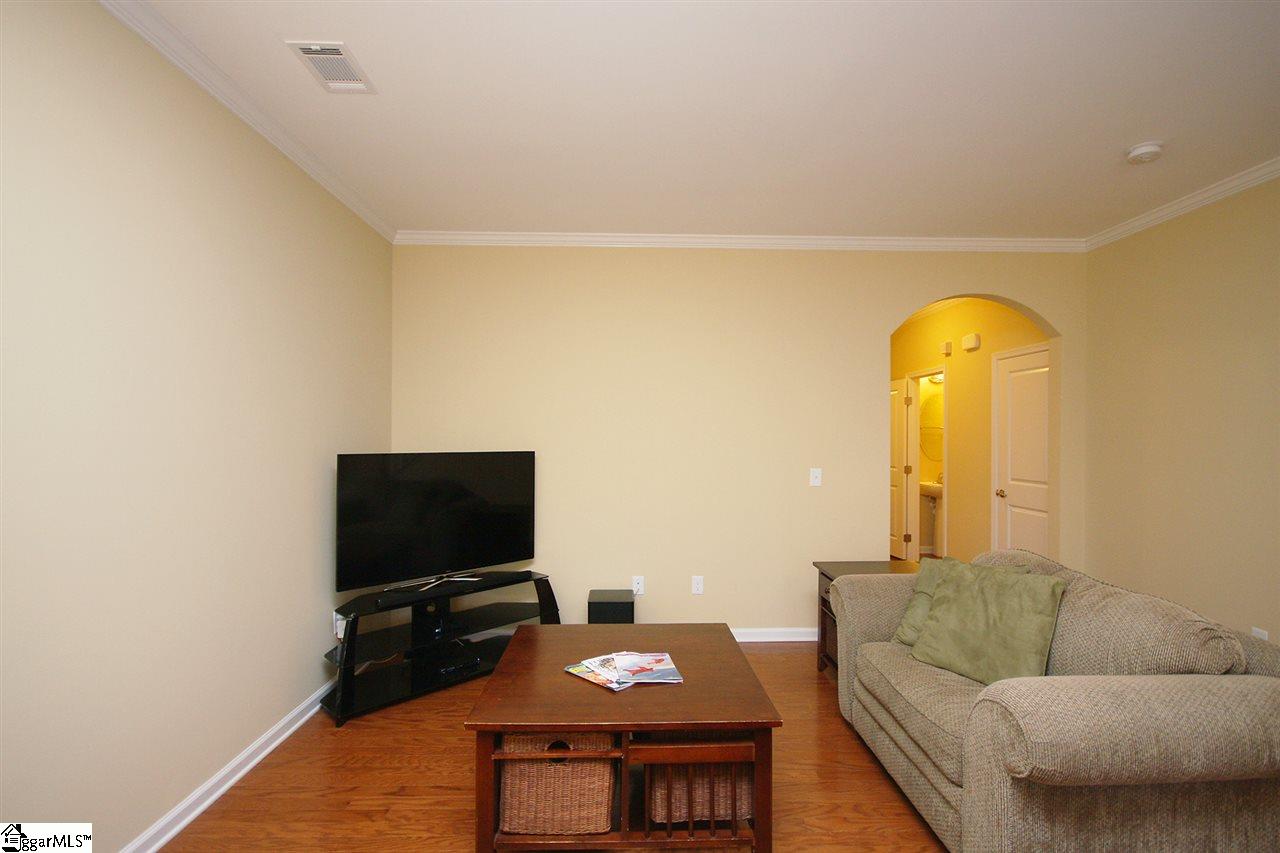 148 Awendaw Way Greenville, SC 29607 - Photo 5 of 33