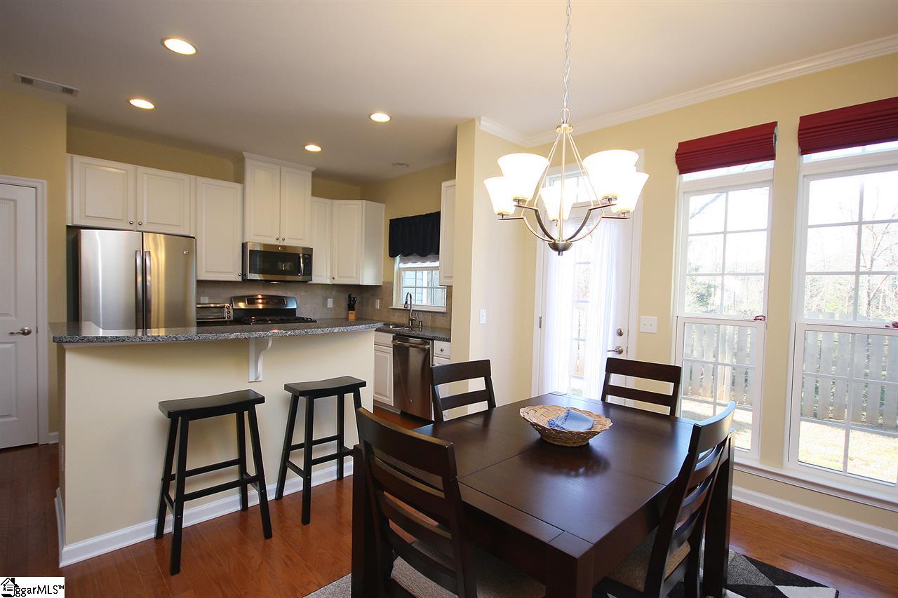 148 Awendaw Way Greenville, SC 29607 - Photo 8 of 33