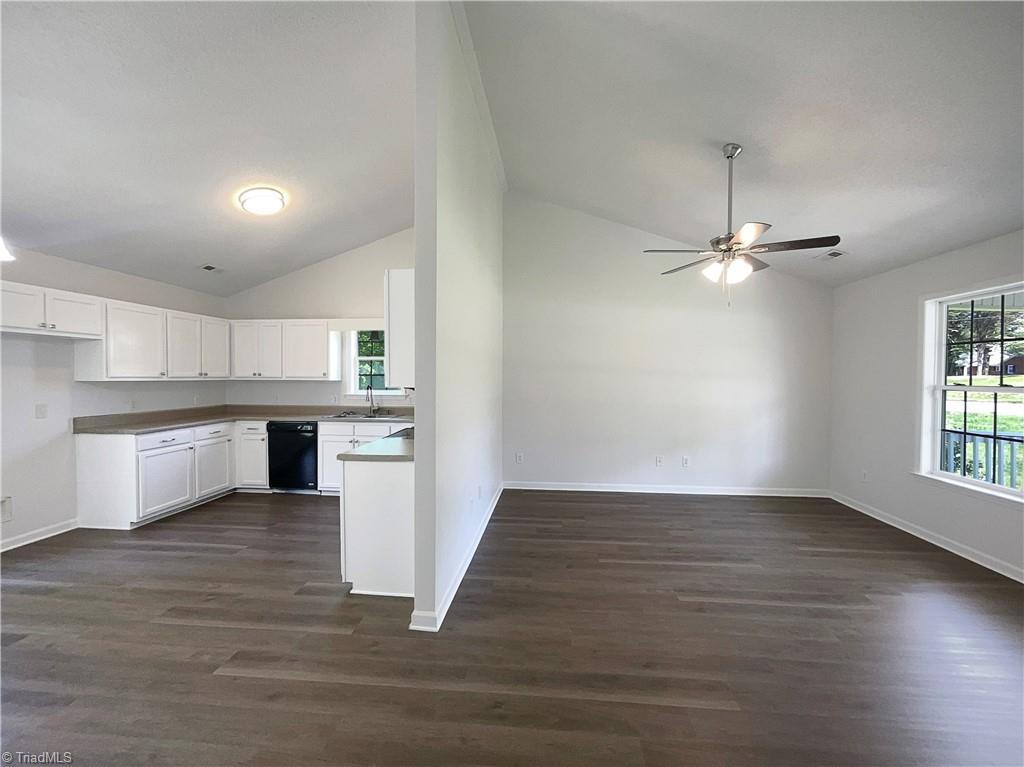 1144 Liberty Drive Thomasville, NC 27360 - Photo 6 of 22