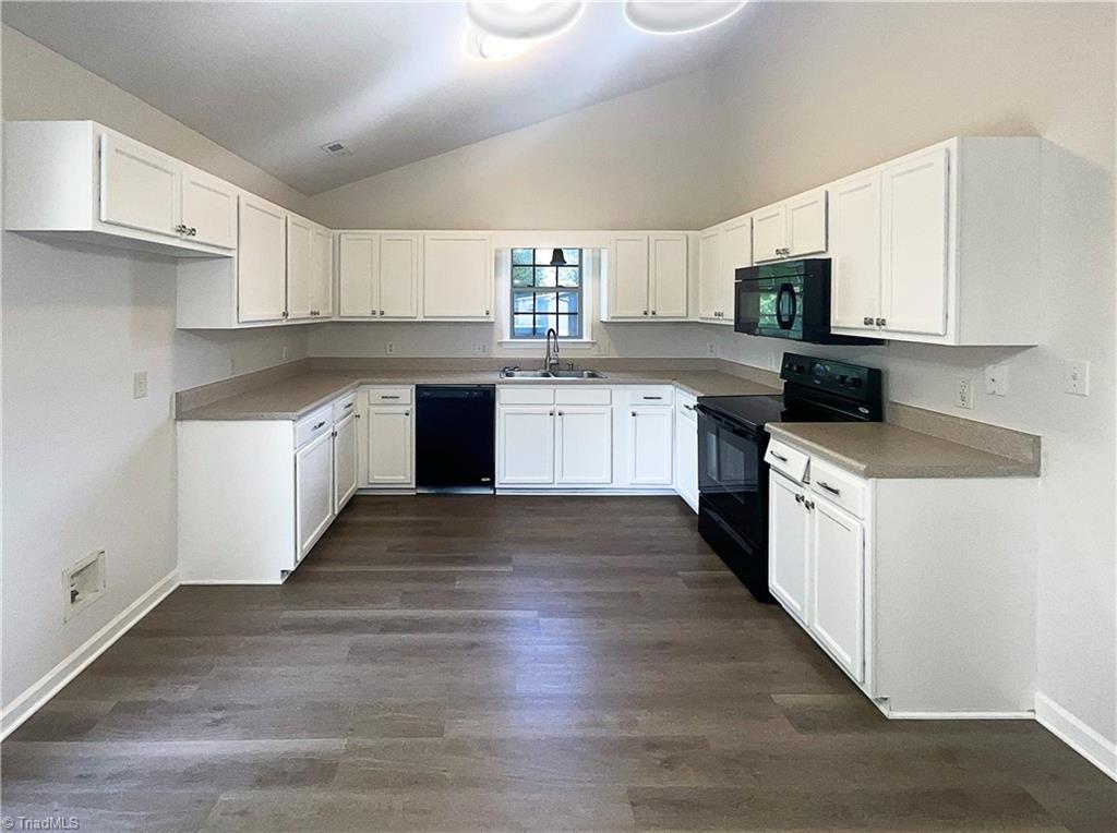 1144 Liberty Drive Thomasville, NC 27360 - Photo 9 of 22