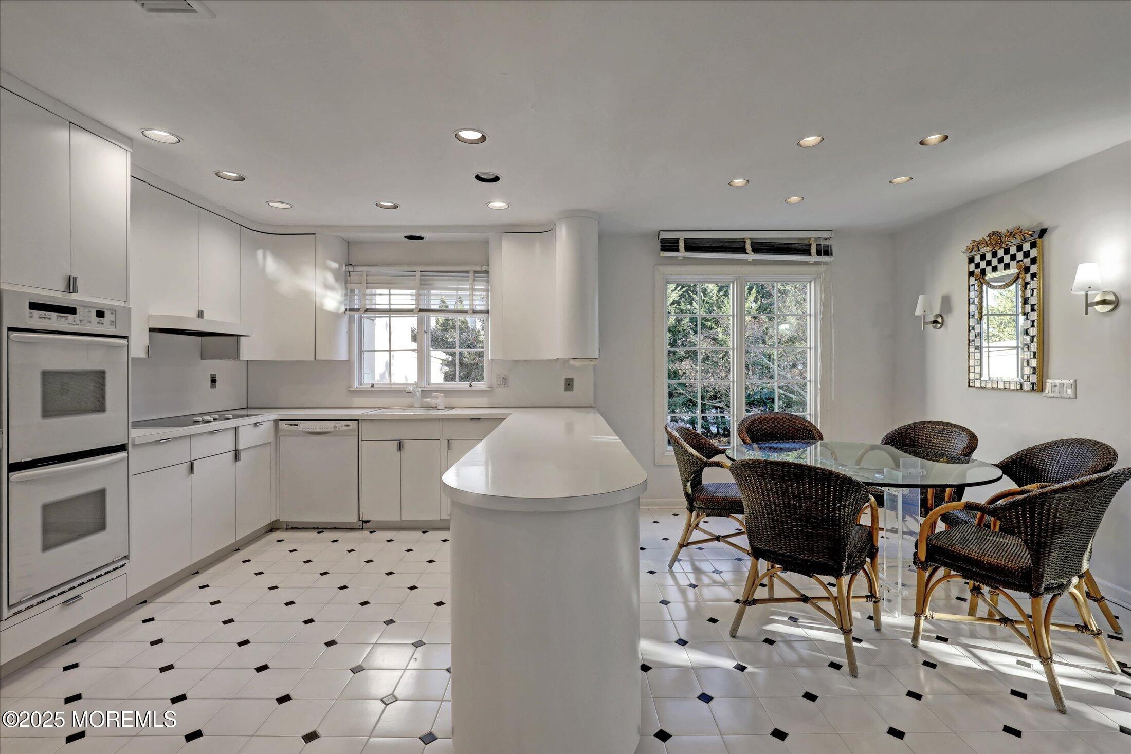 12 Woodford Road Deal, NJ 07723 - Photo 19 of 77 19-Kitchen