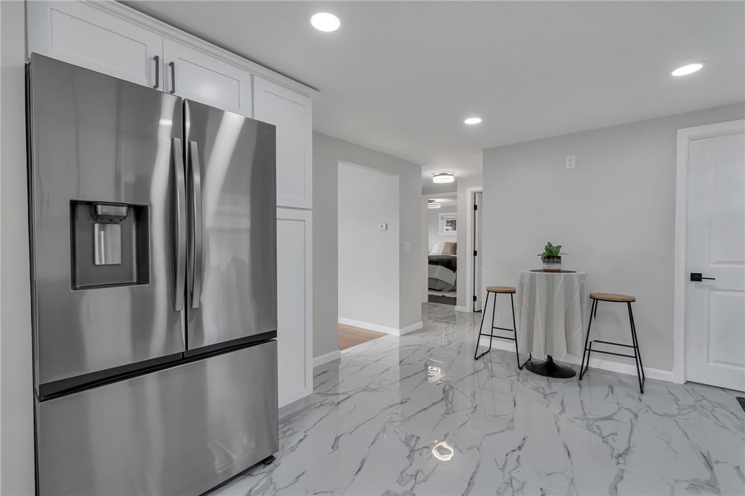 546 Robinson Street Woonsocket, RI 02895 - Photo 17 of 38 Gallery Image 17