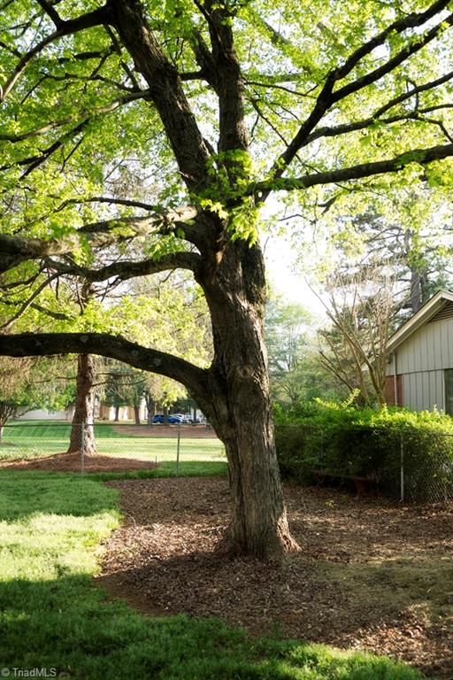 5702 Old Oak Ridge Road Greensboro, NC 27410 - Photo 11 of 31