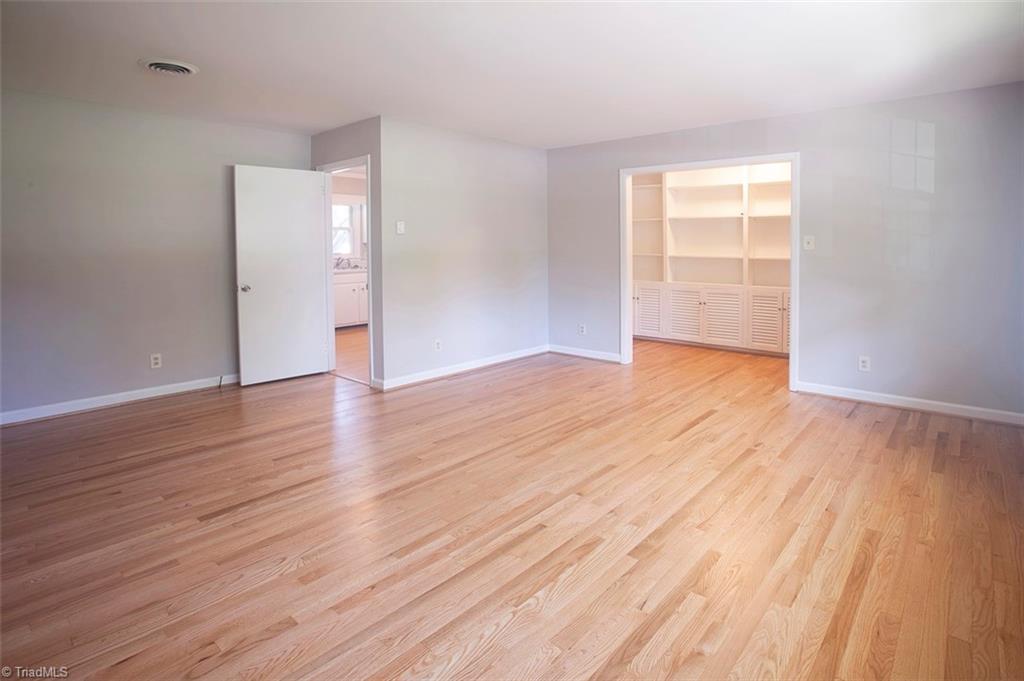 5702 Old Oak Ridge Road Greensboro, NC 27410 - Photo 20 of 31