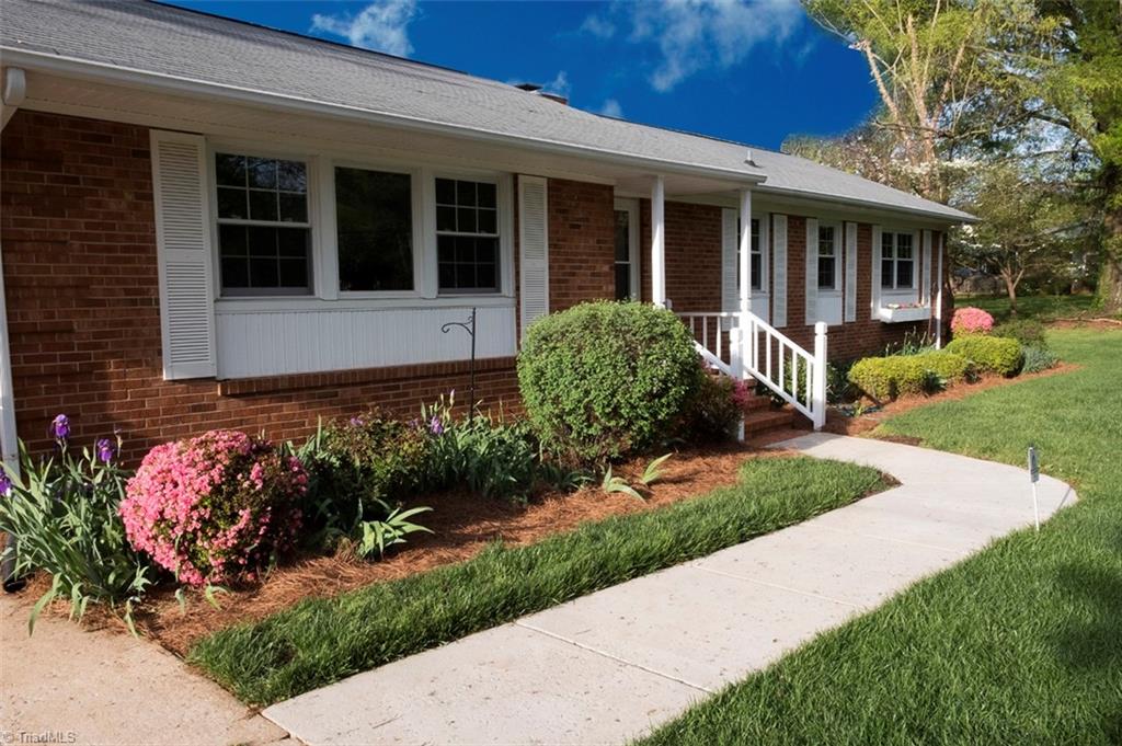 5702 Old Oak Ridge Road Greensboro, NC 27410 - Photo 3 of 31