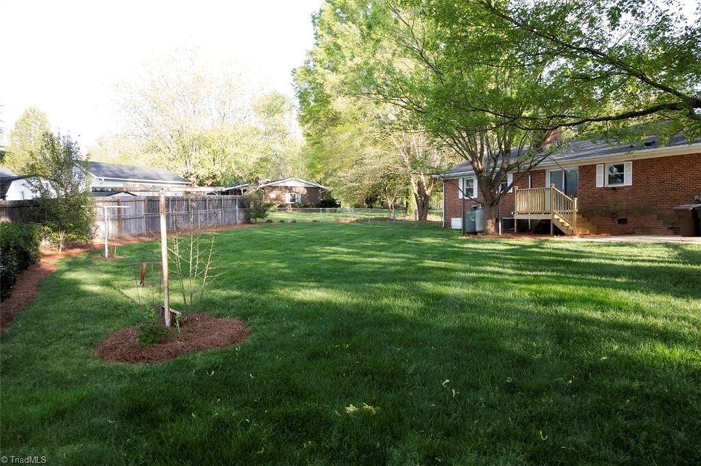 5702 Old Oak Ridge Road Greensboro, NC 27410 - Photo 10 of 31