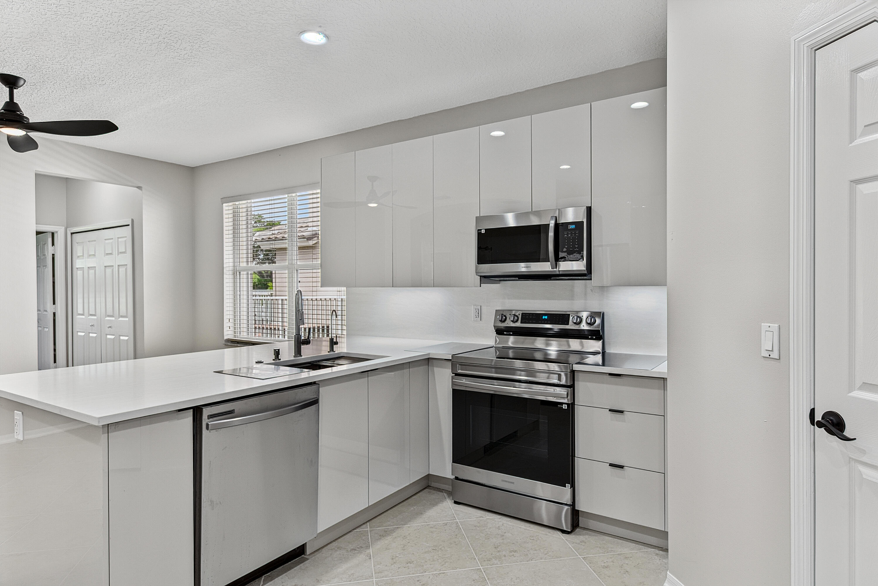 12325 Cascades Pointe Drive Boca Raton, FL 33428 - Photo 19 of 67 schirling-30