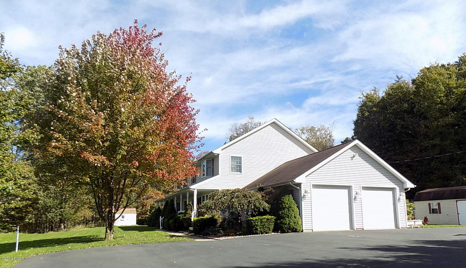 58 Callapoose Road Moscow, PA 18444 - Photo 11 of 98 Attached 2-Car Garage