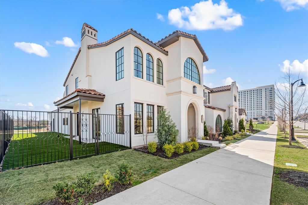 2951 Sunset Boulevard Flower Mound, TX 75022 - Photo 2 of 36 Side of home