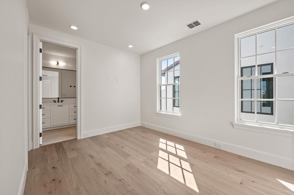 2951 Sunset Boulevard Flower Mound, TX 75022 - Photo 26 of 36 Upstairs bedroom