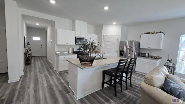 $2,800 | Undisclosed Address, Baton Rouge, LA 70817