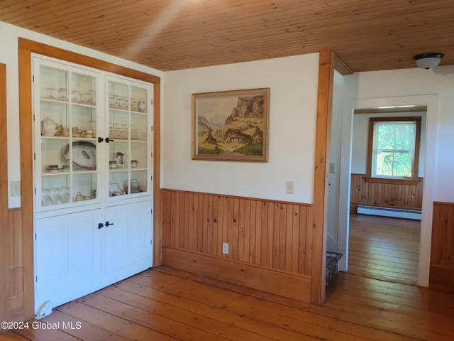 $699,900 | 16151 Highway 22, Putnam Station, NY 12861