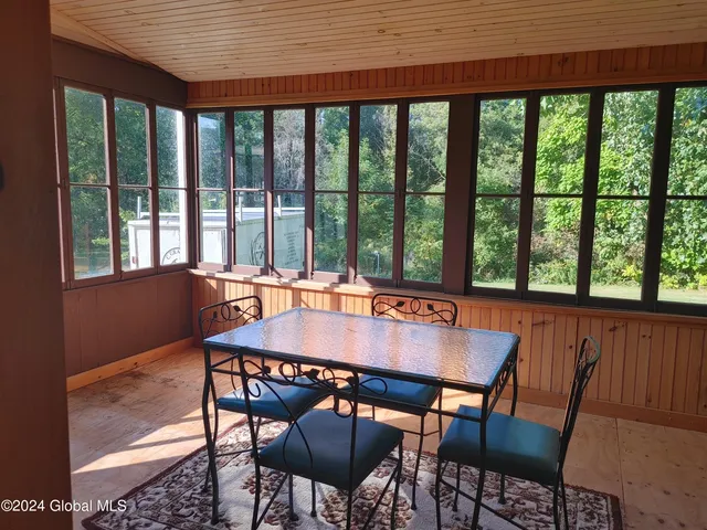 $699,900 | 16151 Highway 22, Putnam Station, NY 12861