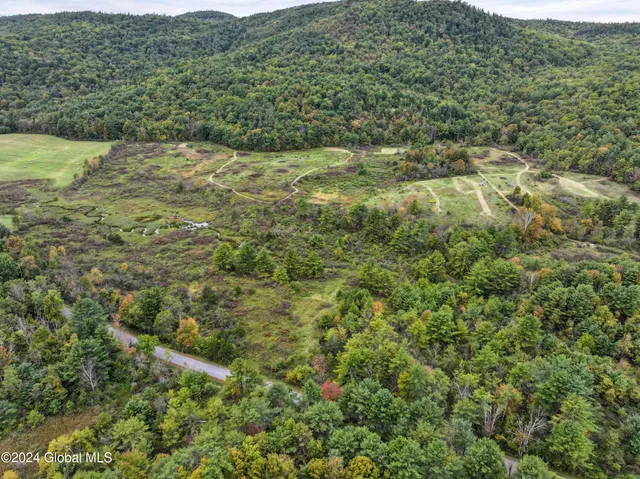 $699,900 | 16151 Highway 22, Putnam Station, NY 12861