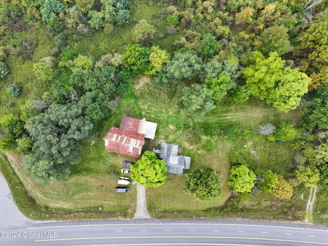 $699,900 | 16151 Highway 22, Putnam Station, NY 12861