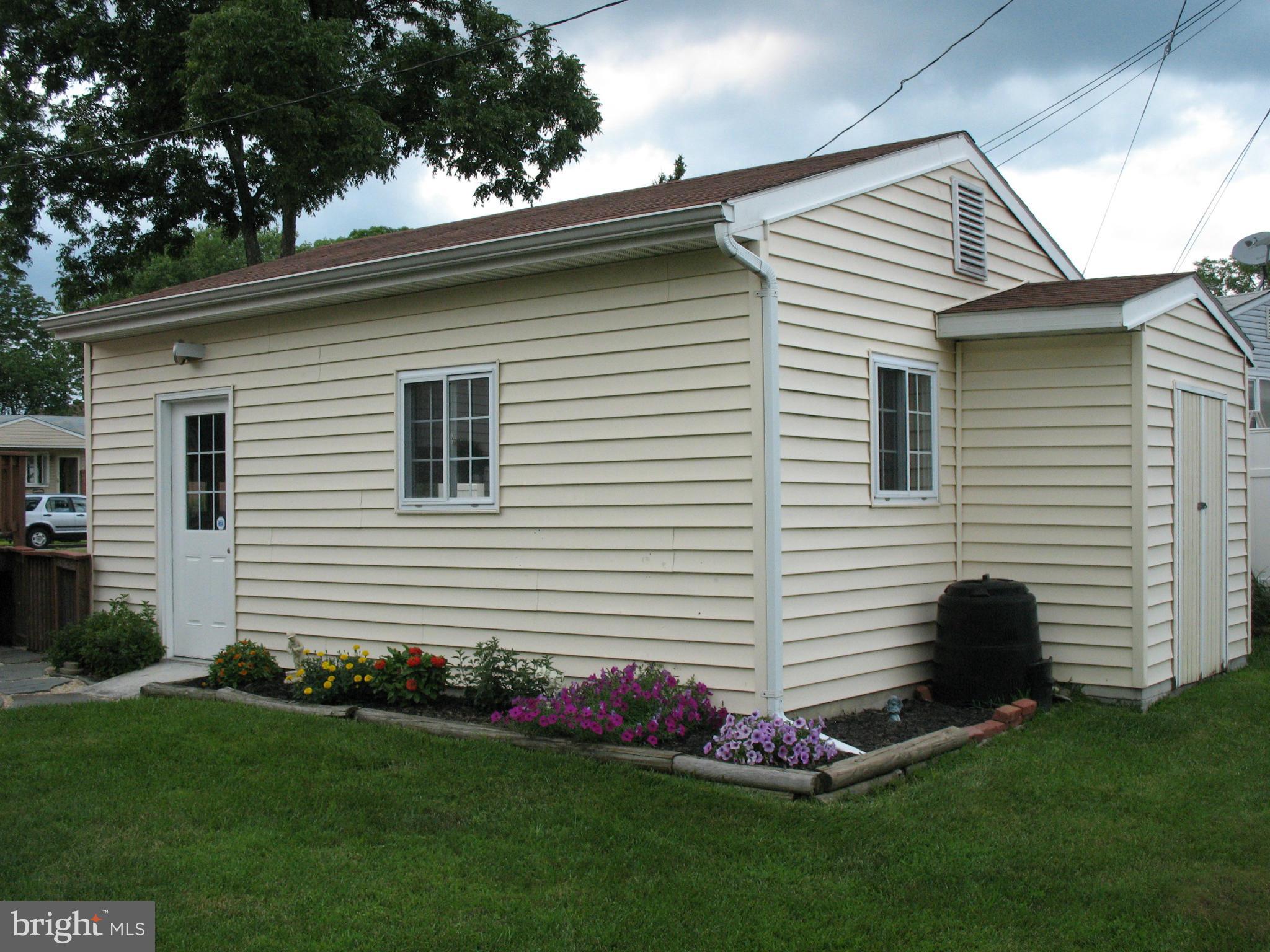 8819 Lakewood Road Baltimore, MD 21234 - Photo 22 of 25 Garage/Shed