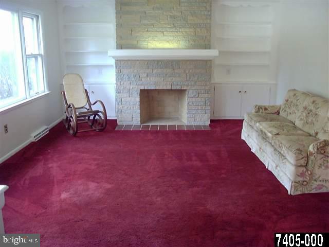 4090 Old Orchard Road York, PA 17402 - Photo 4 of 14 Gallery Image 4