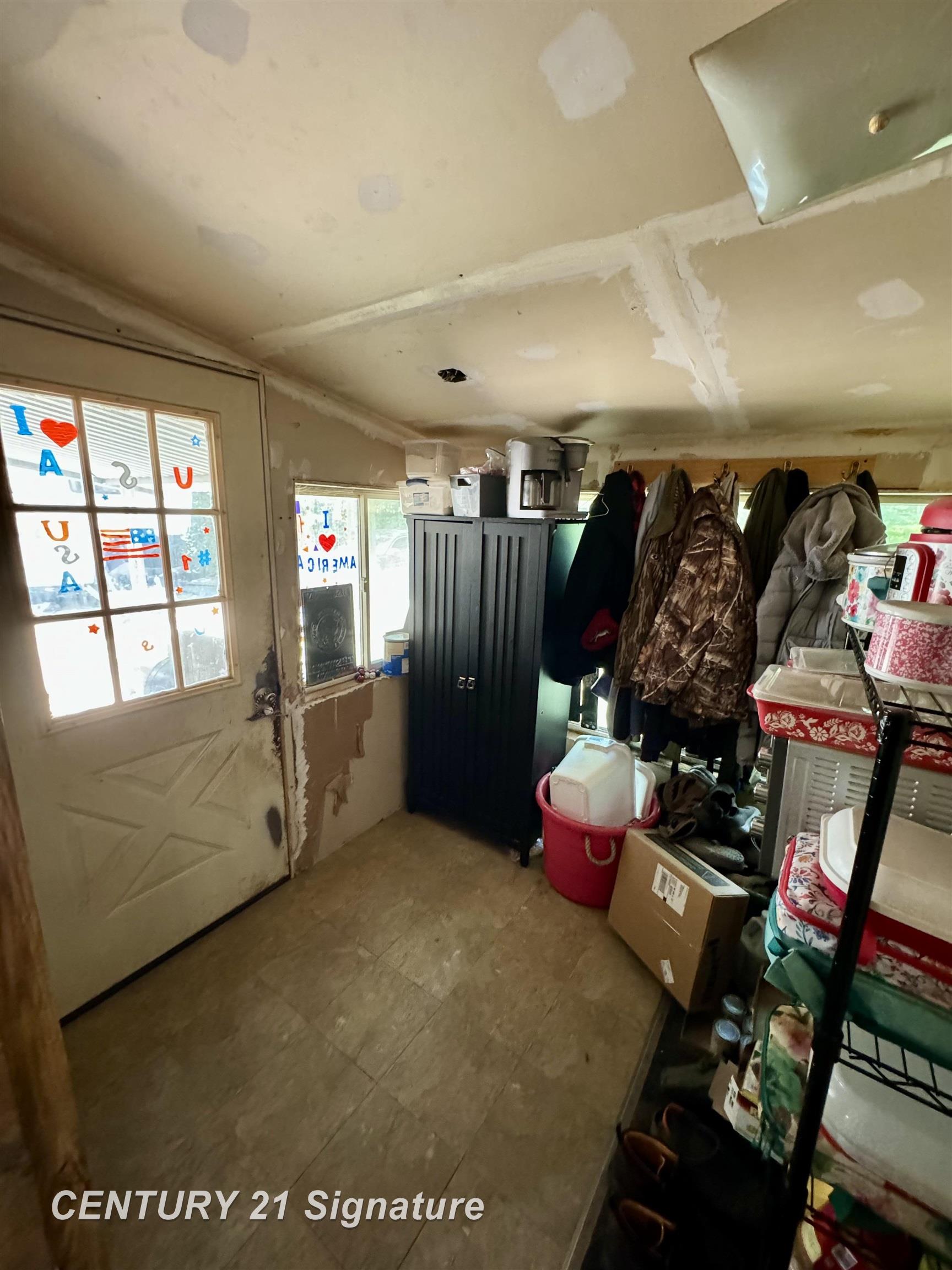 3015 West Pinconning Road Rhodes, MI 48652 - Photo 9 of 20