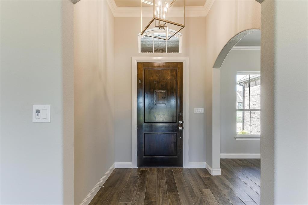 1014 Gonzollas Road Springtown, TX 76082 - Photo 4 of 32 Gallery Image 4