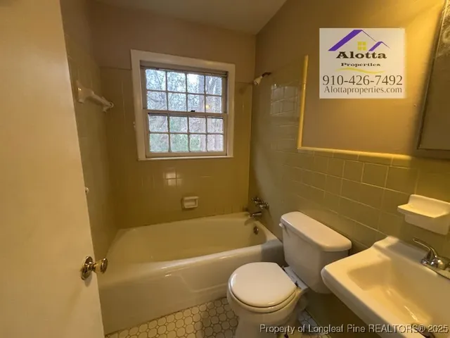 $895 | 4212 South Dowfield Drive, Fayetteville, NC 28311